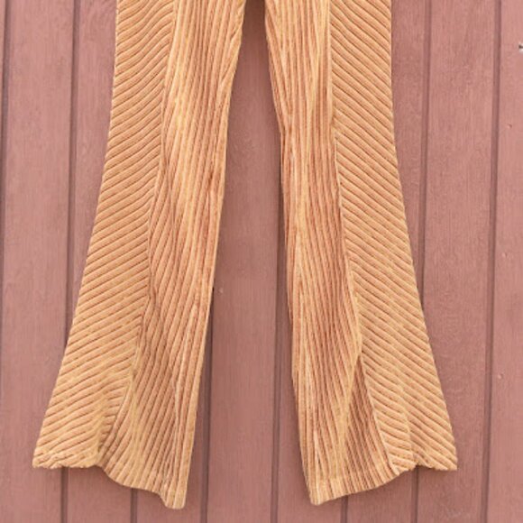 FREE PEOPLE | Gold Ribbed Velvet Slim Fit Pull-On Flare Pants 70s Festival M - Picture 6 of 14